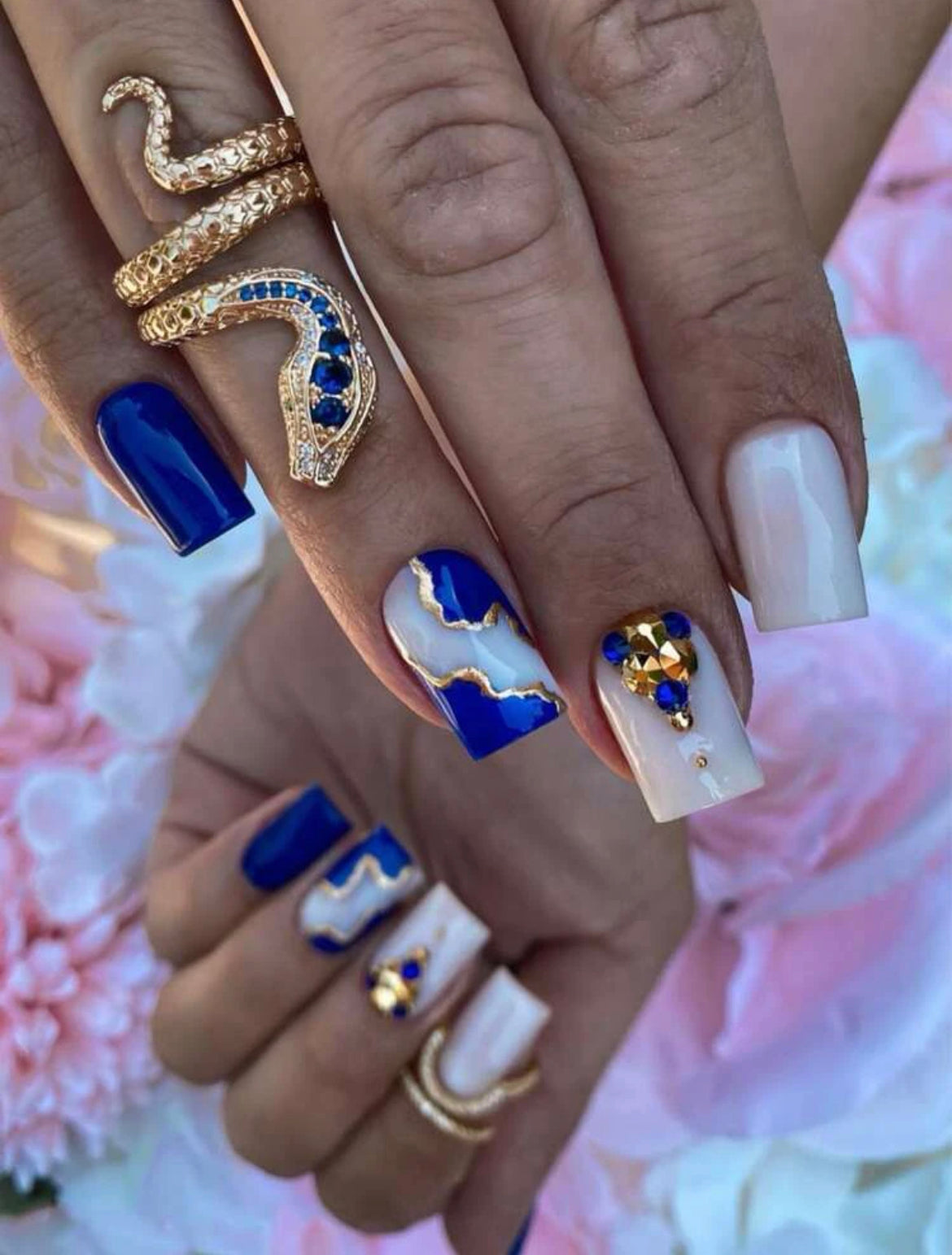 Medium Press On Nails