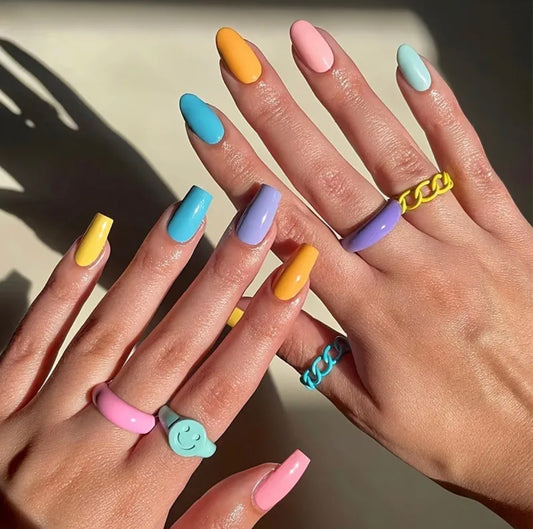 Short Round Press On Nails