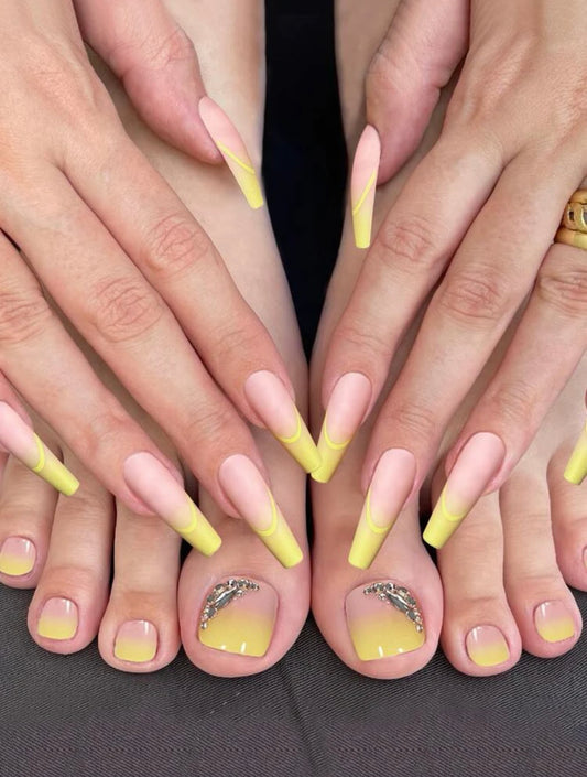 Rhinestone Decor Press On Nails